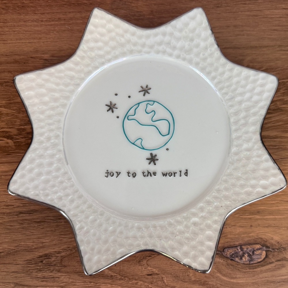 Department 56 Star‎ Shaped Luminescent World Holiday Plate "Joy to the World"